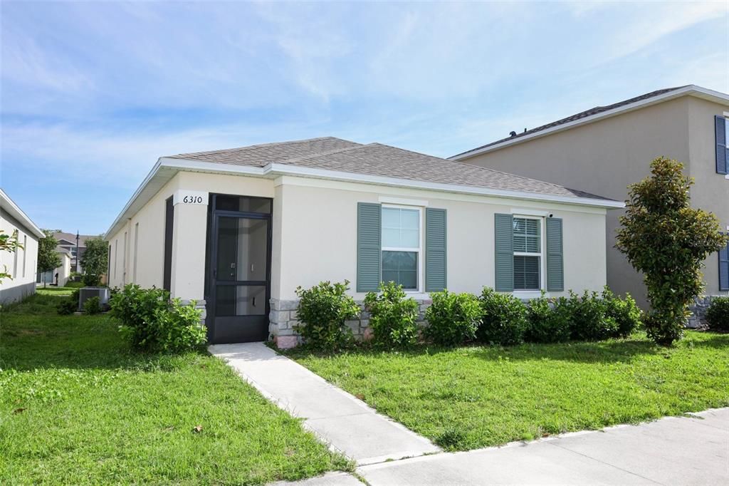 For Sale: $364,000 (4 beds, 2 baths, 1740 Square Feet)