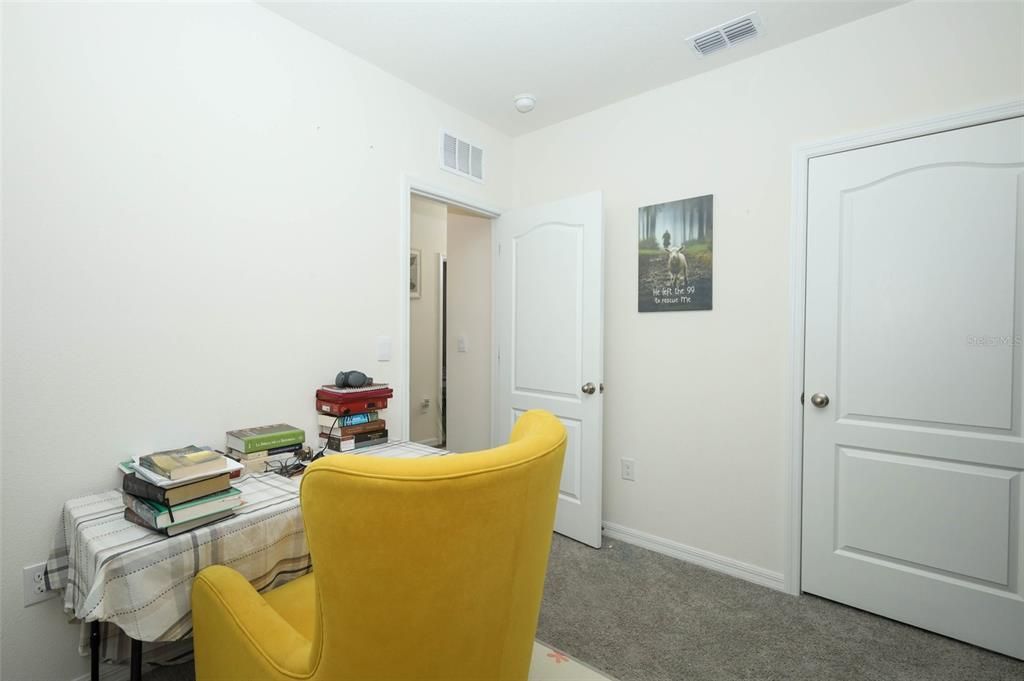 For Sale: $364,000 (4 beds, 2 baths, 1740 Square Feet)