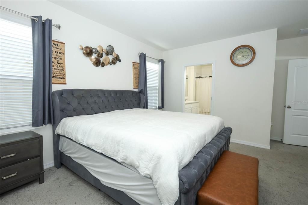 For Sale: $364,000 (4 beds, 2 baths, 1740 Square Feet)