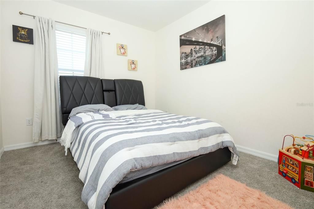 For Sale: $364,000 (4 beds, 2 baths, 1740 Square Feet)