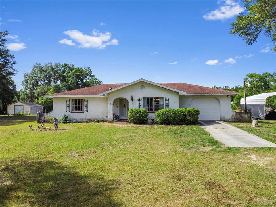 For Sale: $290,000 (2 beds, 2 baths, 1429 Square Feet)