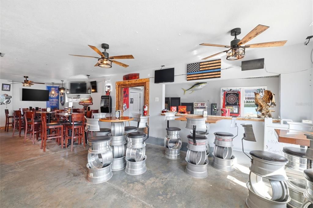 For Sale: $1,295,000 (2 beds, 2 baths, 2772 Square Feet)