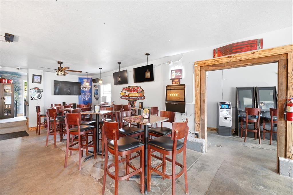 For Sale: $1,295,000 (2 beds, 2 baths, 2772 Square Feet)