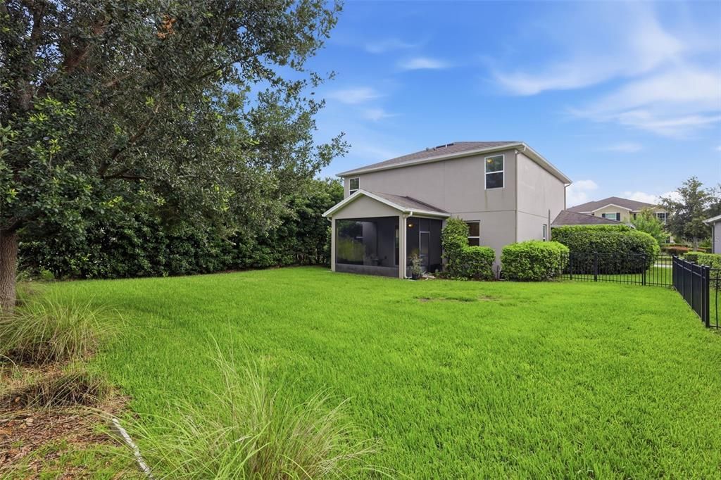 For Sale: $399,900 (4 beds, 2 baths, 2276 Square Feet)