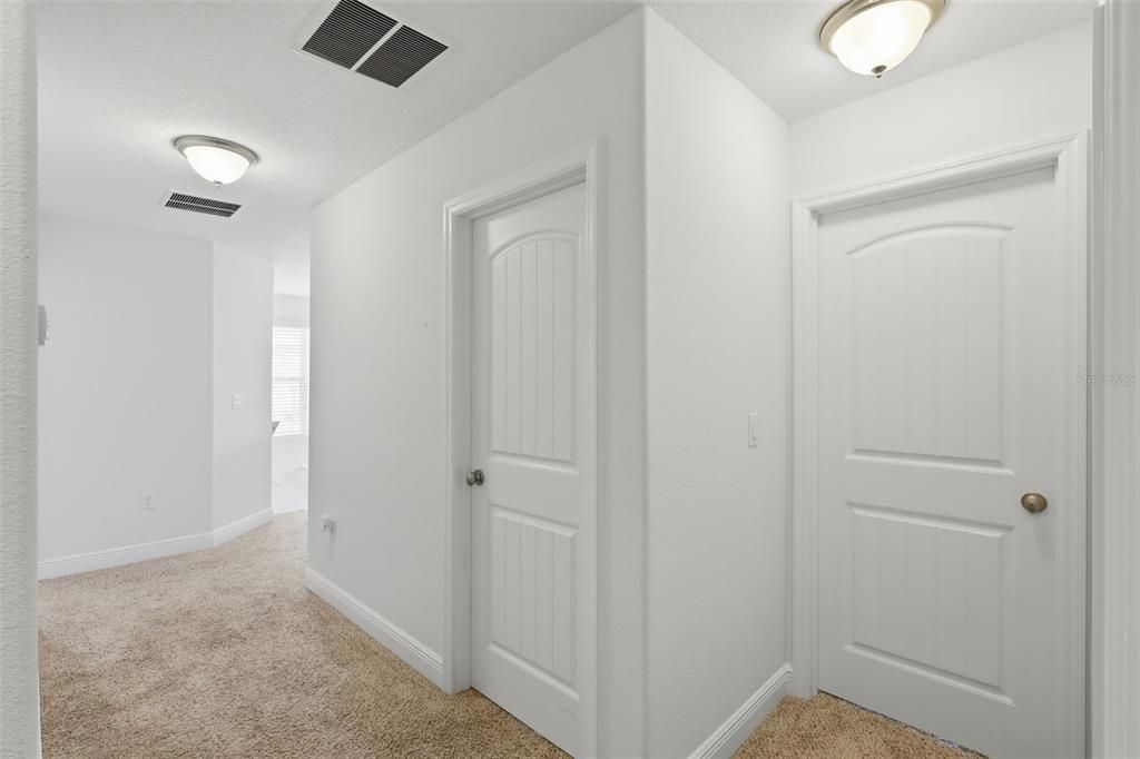 For Sale: $399,900 (4 beds, 2 baths, 2276 Square Feet)