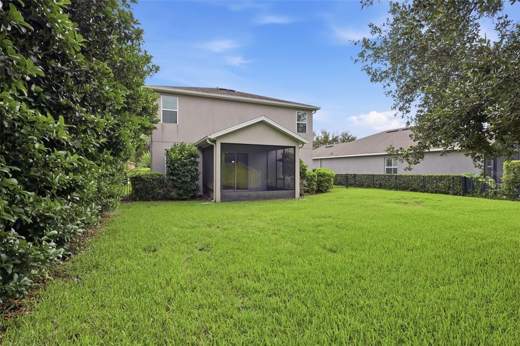 For Sale: $399,900 (4 beds, 2 baths, 2276 Square Feet)