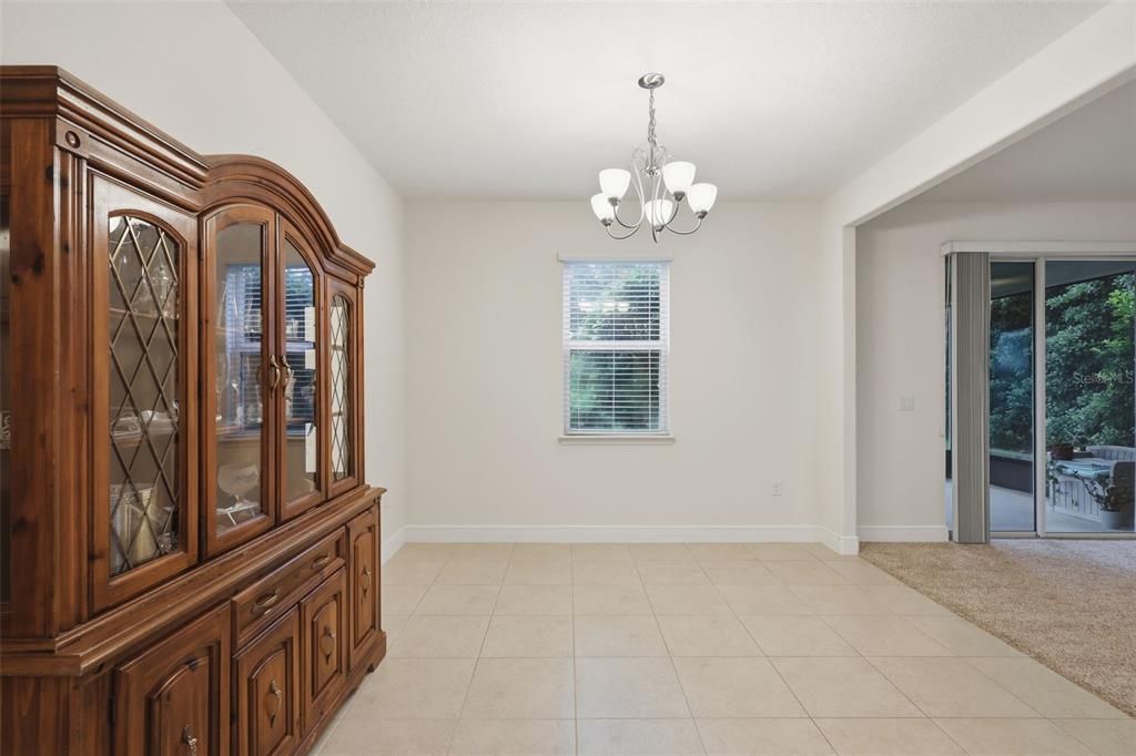 For Sale: $399,900 (4 beds, 2 baths, 2276 Square Feet)