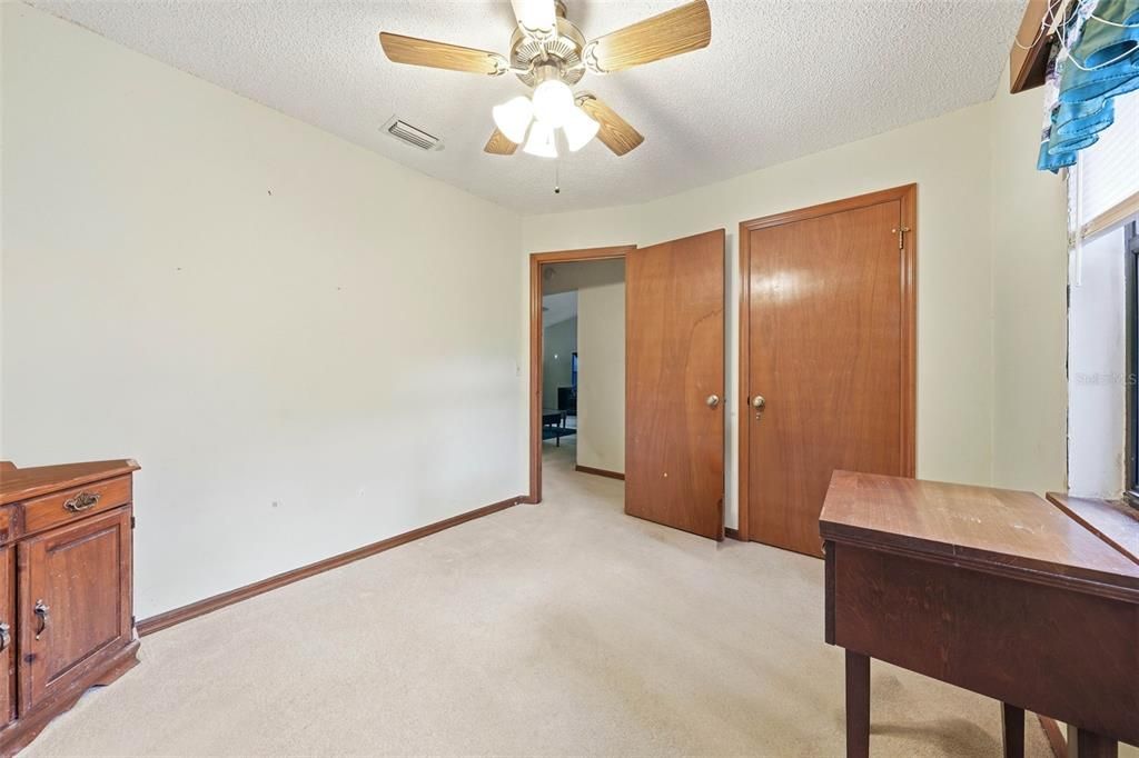 Activo con contrato: $197,000 (3 camas, 2 baños, 1206 Pies cuadrados)