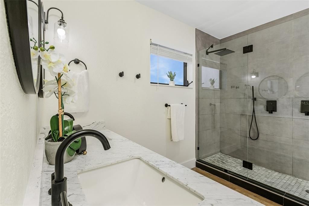For Rent: $2,750 (3 beds, 2 baths, 1629 Square Feet)