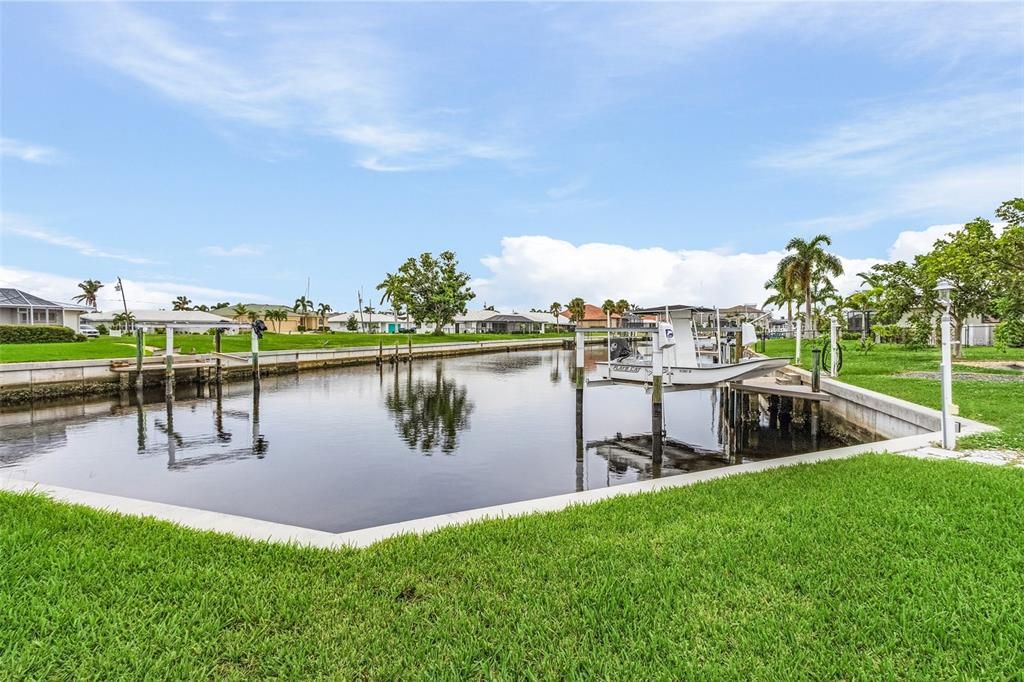 For Rent: $2,750 (3 beds, 2 baths, 1629 Square Feet)