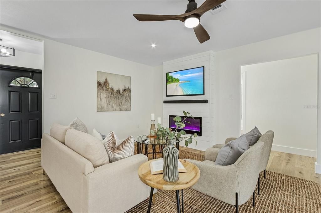 For Rent: $2,750 (3 beds, 2 baths, 1629 Square Feet)