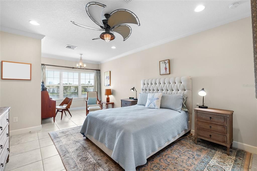 For Sale: $579,000 (4 beds, 3 baths, 1920 Square Feet)