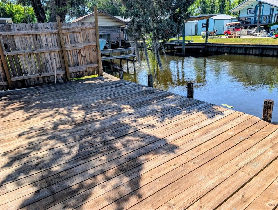 For Sale: $269,000 (3 beds, 3 baths, 1489 Square Feet)