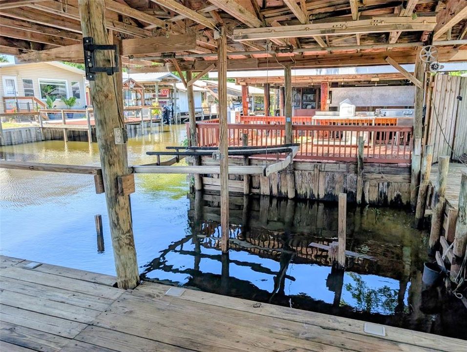 For Sale: $269,000 (3 beds, 3 baths, 1489 Square Feet)