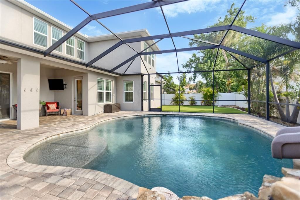 En Venta: $1,599,000 (4 camas, 3 baños, 3396 Pies cuadrados)