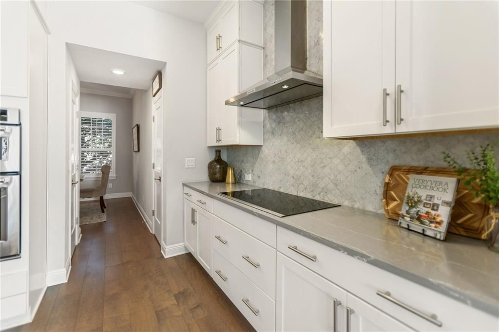 En Venta: $1,599,000 (4 camas, 3 baños, 3396 Pies cuadrados)