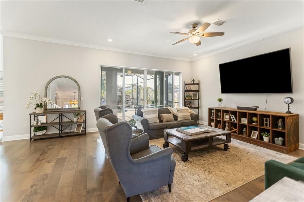 En Venta: $1,599,000 (4 camas, 3 baños, 3396 Pies cuadrados)