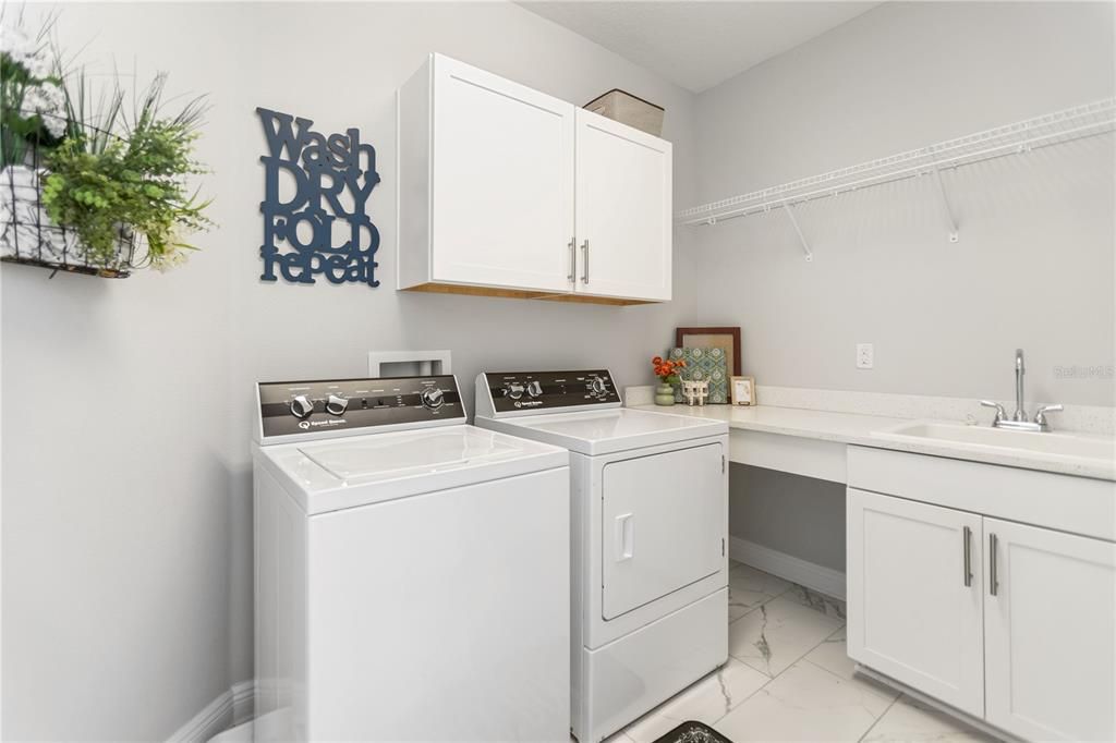 En Venta: $1,599,000 (4 camas, 3 baños, 3396 Pies cuadrados)