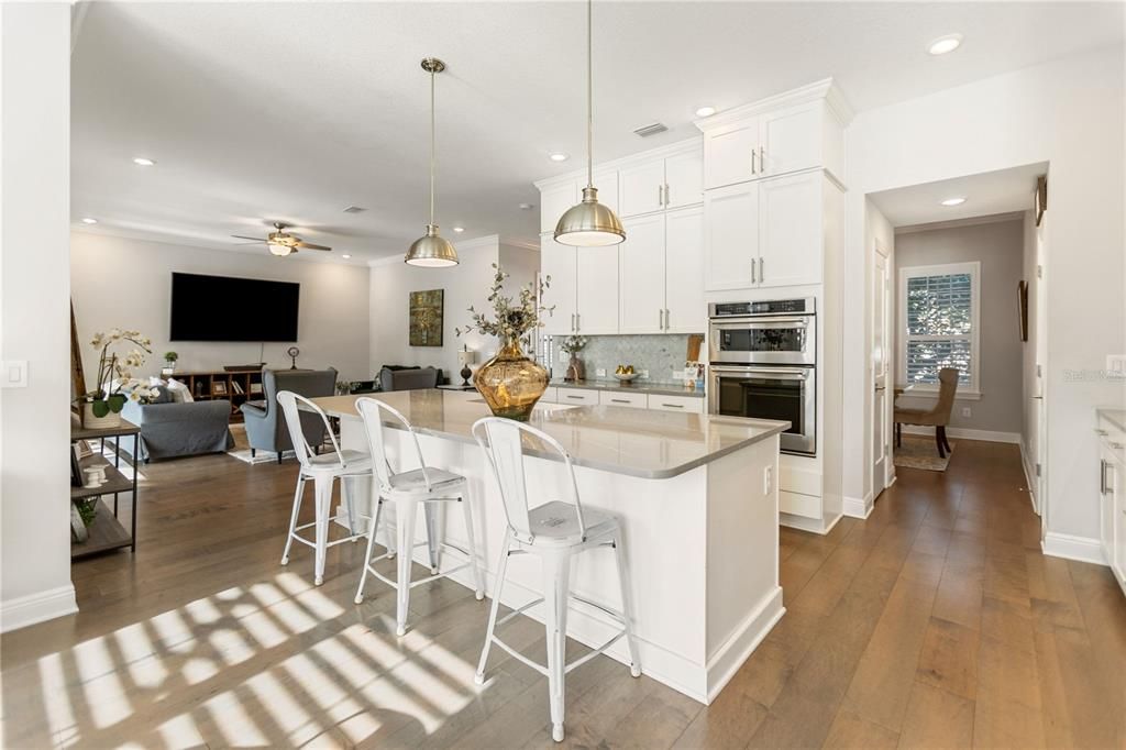 En Venta: $1,599,000 (4 camas, 3 baños, 3396 Pies cuadrados)