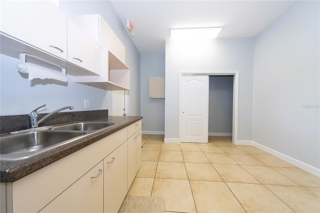 En Venta: $45,700 (0 camas, 0 baños, 1828 Pies cuadrados)
