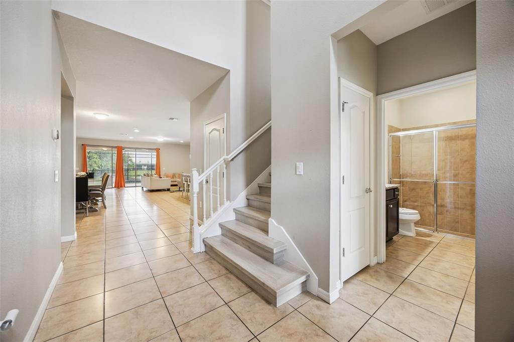Activo con contrato: $605,000 (8 camas, 6 baños, 4041 Pies cuadrados)