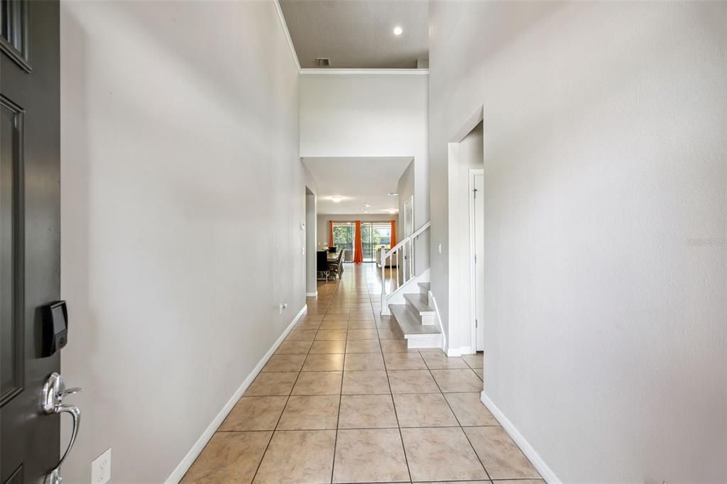 Activo con contrato: $605,000 (8 camas, 6 baños, 4041 Pies cuadrados)