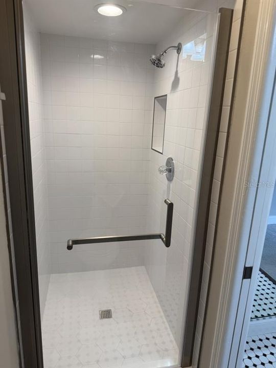 For Sale: $450,000 (2 beds, 2 baths, 1360 Square Feet)