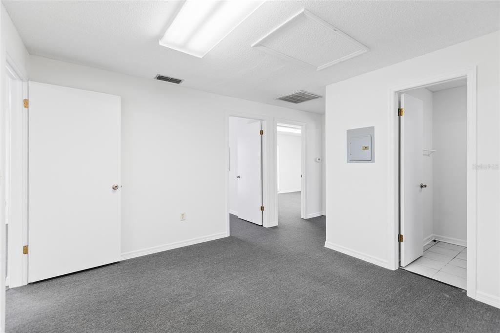 For Sale: $525,000 (0 beds, 0 baths, 2112 Square Feet)