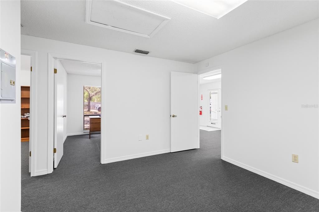 For Sale: $525,000 (0 beds, 0 baths, 2112 Square Feet)