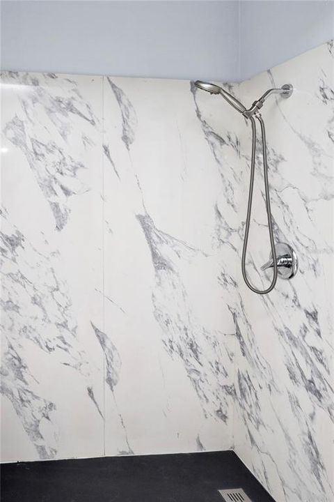 En Venta: $195,000 (2 camas, 2 baños, 1398 Pies cuadrados)