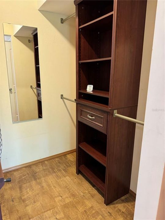 Под контрактом: $1,800 (2 спален, 2 ванн, 1155 Квадратных фут)