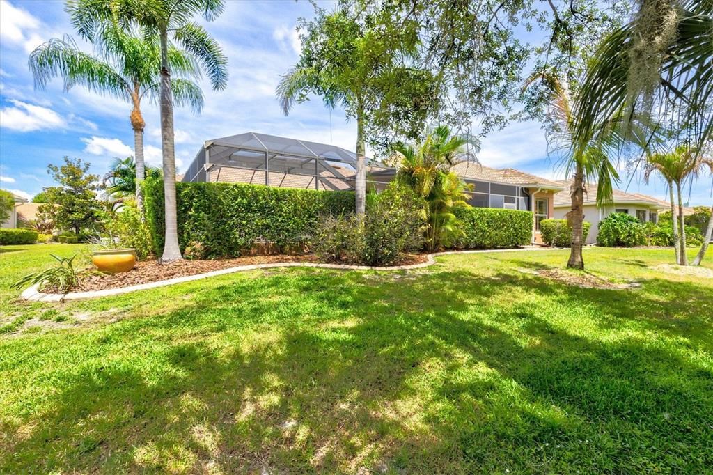 En Venta: $915,000 (4 camas, 3 baños, 2646 Pies cuadrados)