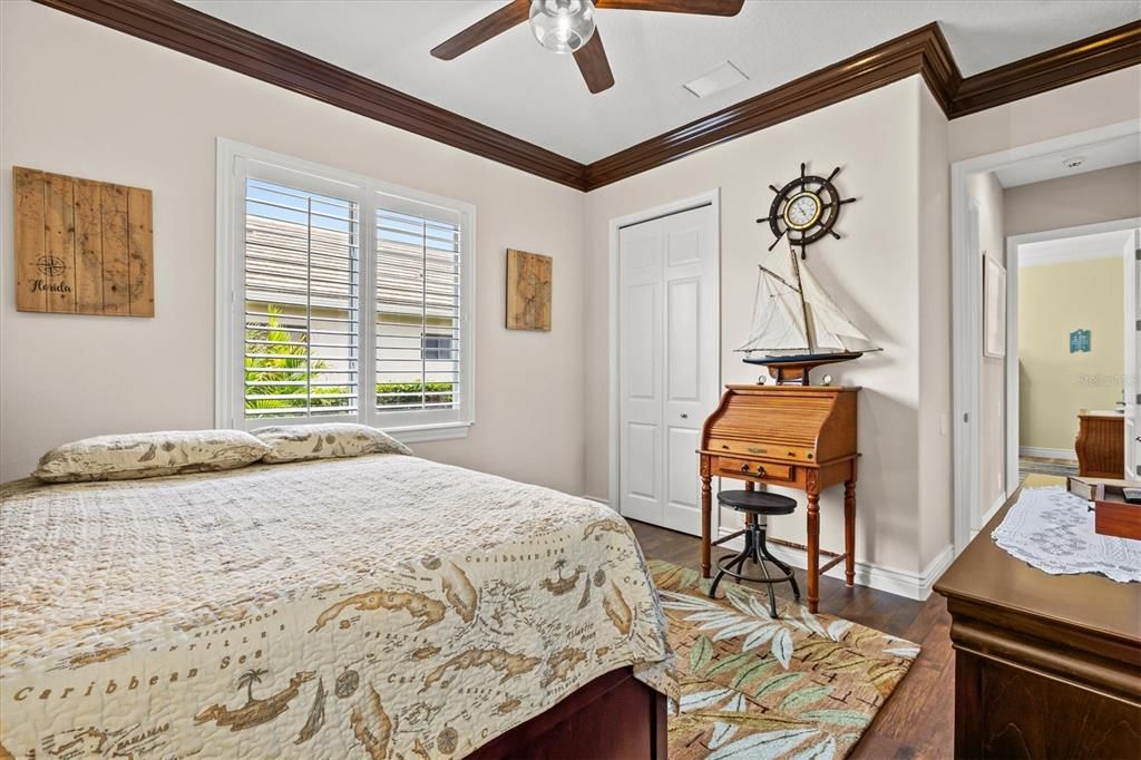 En Venta: $915,000 (4 camas, 3 baños, 2646 Pies cuadrados)