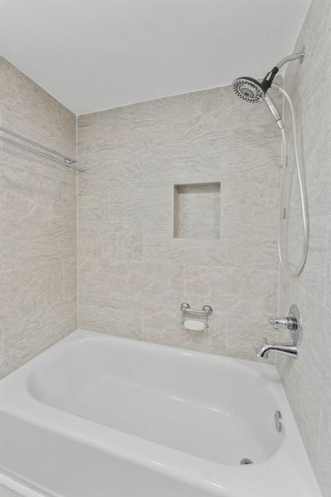 En Venta: $485,000 (3 camas, 3 baños, 1778 Pies cuadrados)