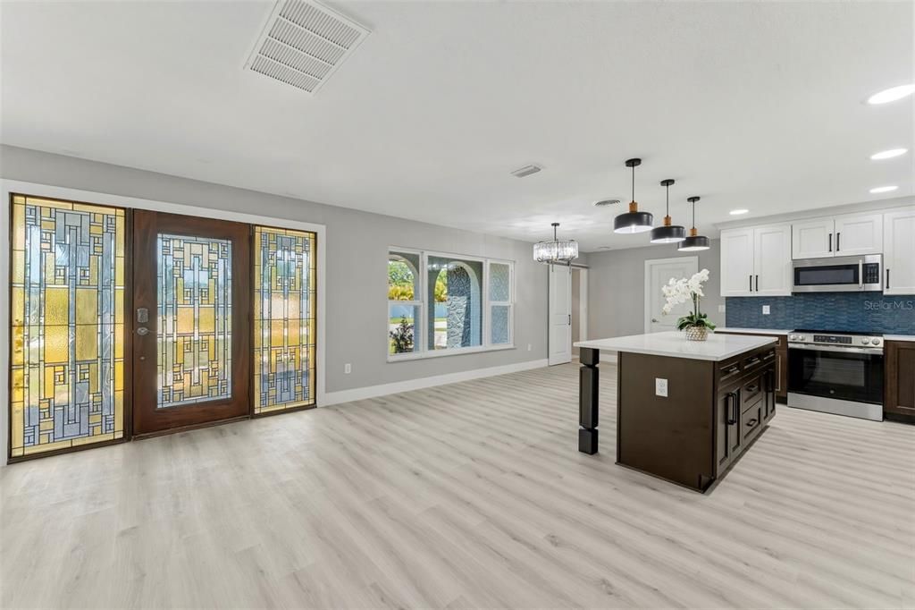 En Venta: $485,000 (3 camas, 3 baños, 1778 Pies cuadrados)