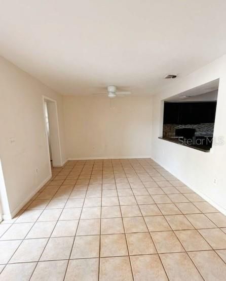 For Rent: $2,050 (3 beds, 2 baths, 1565 Square Feet)