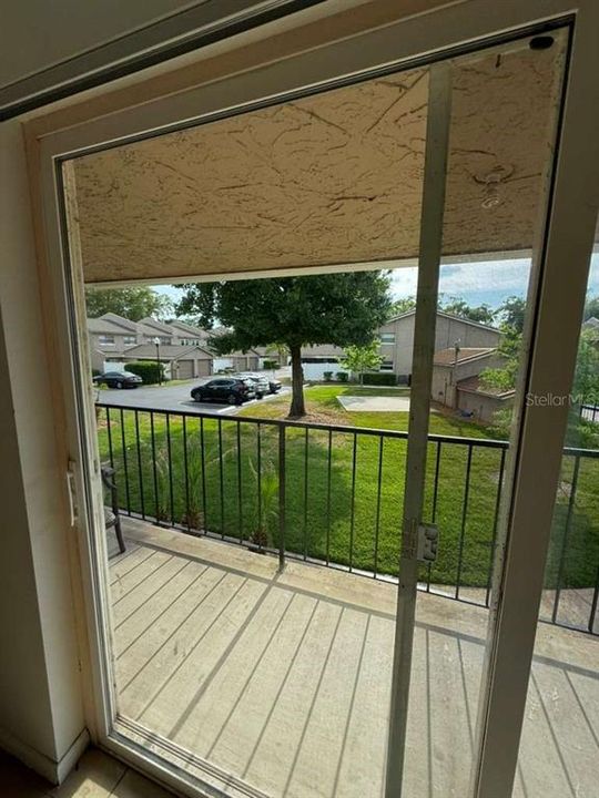 For Rent: $2,050 (3 beds, 2 baths, 1565 Square Feet)