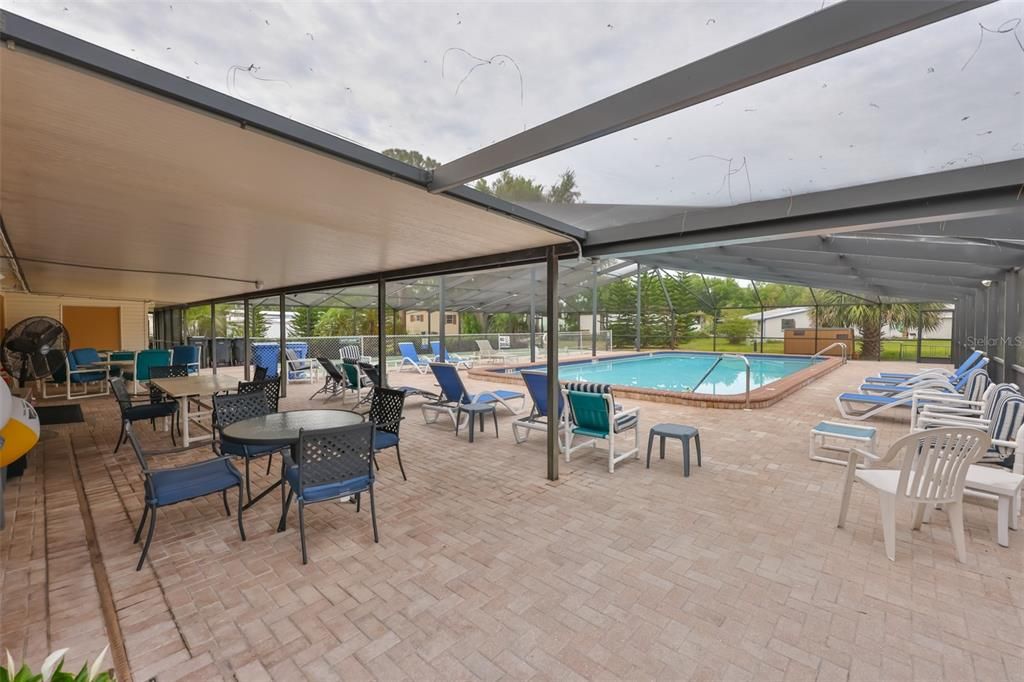 Active With Contract: $179,000 (3 beds, 2 baths, 1560 Square Feet)