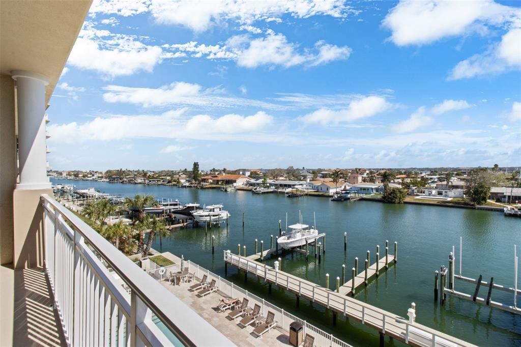 For Sale: $850,000 (3 beds, 2 baths, 1850 Square Feet)