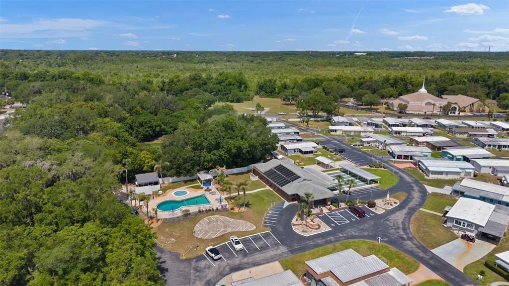 Activo con contrato: $115,000 (2 camas, 2 baños, 828 Pies cuadrados)