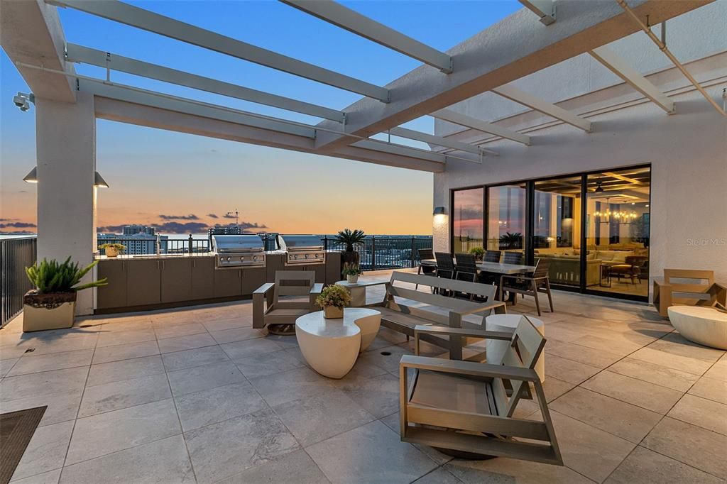 For Sale: $1,995,000 (3 beds, 3 baths, 2229 Square Feet)