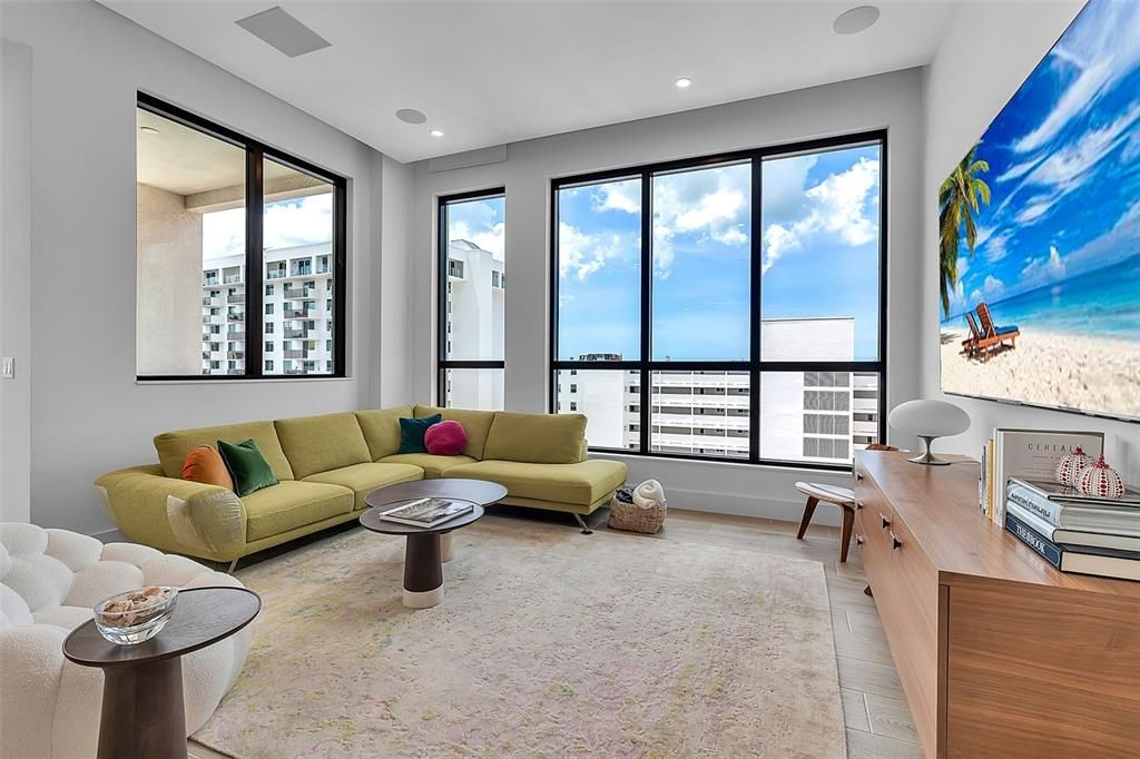 For Sale: $1,995,000 (3 beds, 3 baths, 2229 Square Feet)