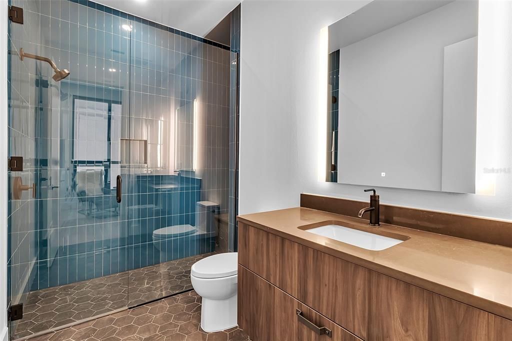 For Sale: $1,995,000 (3 beds, 3 baths, 2229 Square Feet)