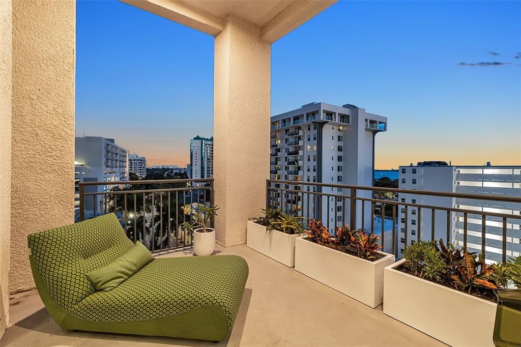 For Sale: $1,995,000 (3 beds, 3 baths, 2229 Square Feet)