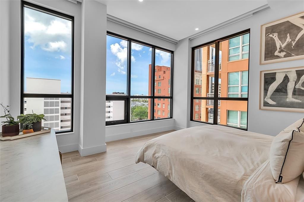 For Sale: $1,995,000 (3 beds, 3 baths, 2229 Square Feet)