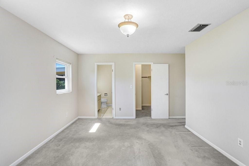 Active With Contract: $450,000 (4 beds, 2 baths, 1865 Square Feet)