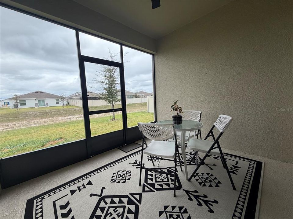 For Rent: $2,700 (4 beds, 3 baths, 2080 Square Feet)
