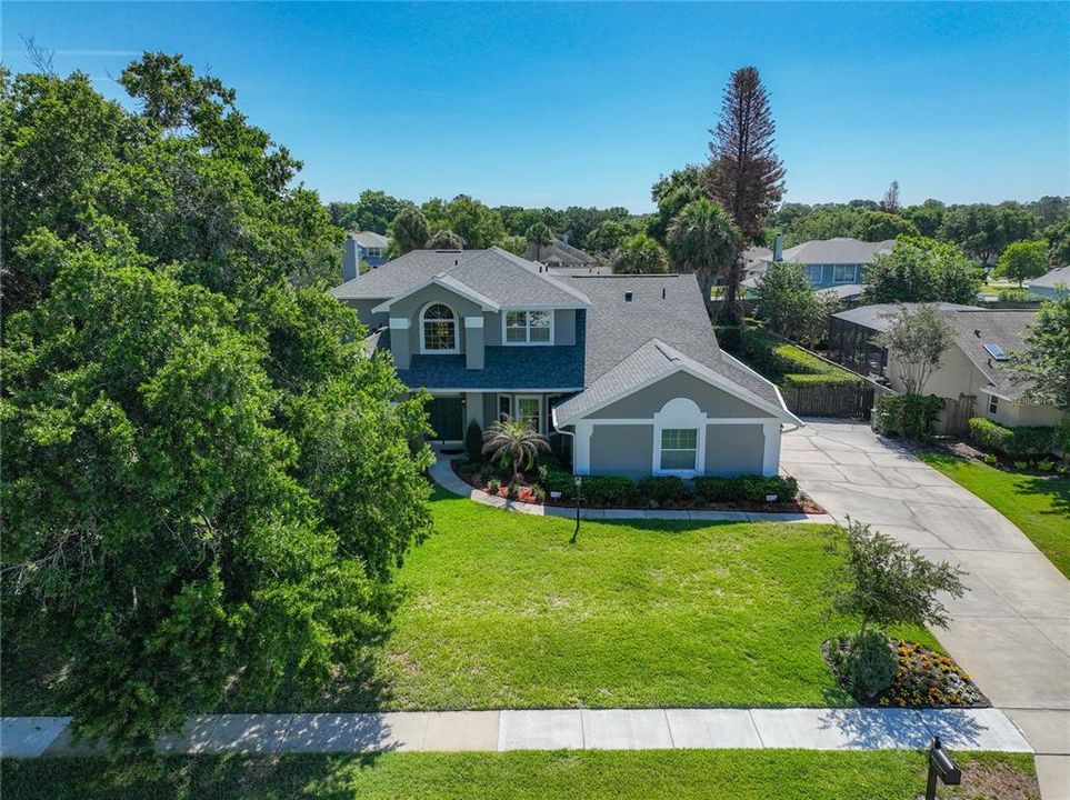 Activo con contrato: $824,000 (4 camas, 3 baños, 3040 Pies cuadrados)