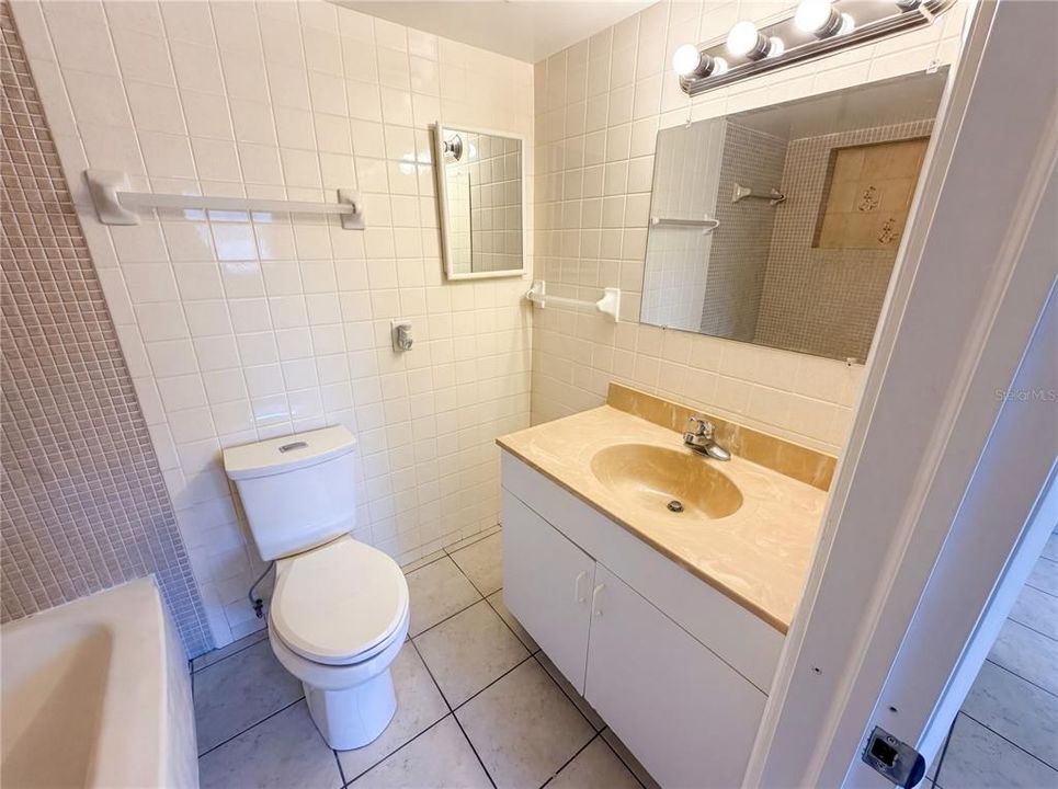 For Sale: $640,000 (4 beds, 3 baths, 2140 Square Feet)