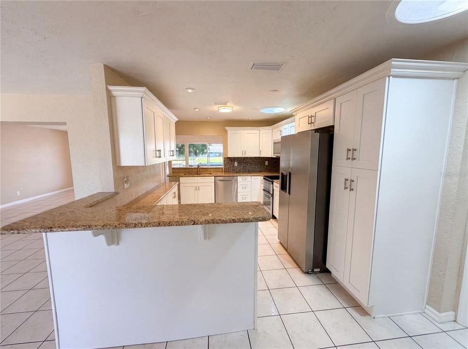 For Sale: $640,000 (4 beds, 3 baths, 2140 Square Feet)